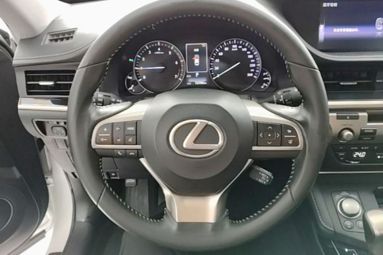 Used Lexus ES 2015 200 Elite Edition Steering Wheel