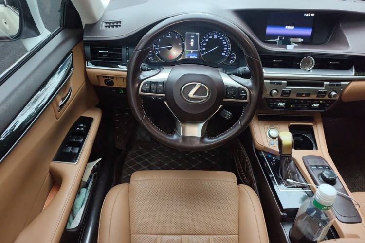 Used Lexus ES 2015 200 Elite Edition Steering Wheel