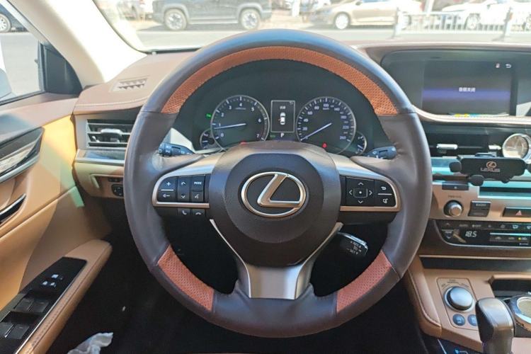Used Lexus ES 2015 200 Elite Edition Steering Wheel