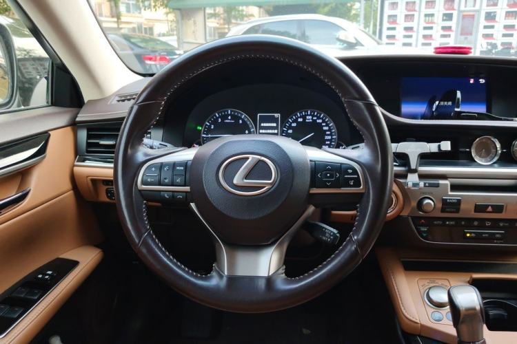 Used Lexus ES 2015 200 Elite Edition Steering Wheel