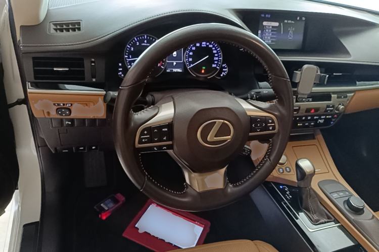 Used Lexus ES 2015 200 Elite Edition Steering Wheel