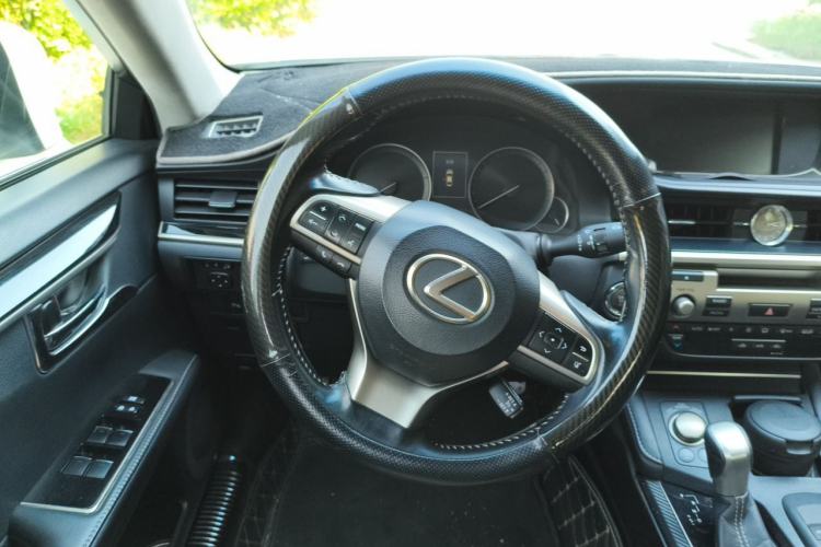 Used Lexus ES 2015 200 Elite Edition Steering Wheel