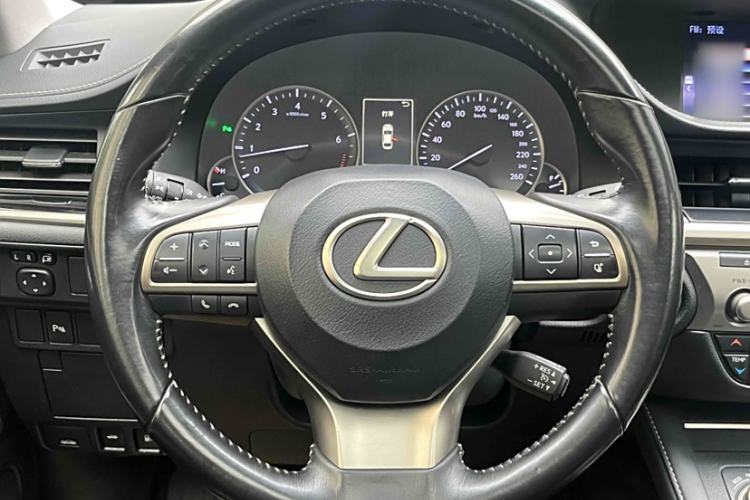 Used Lexus ES 2015 200 Elite Edition Steering Wheel