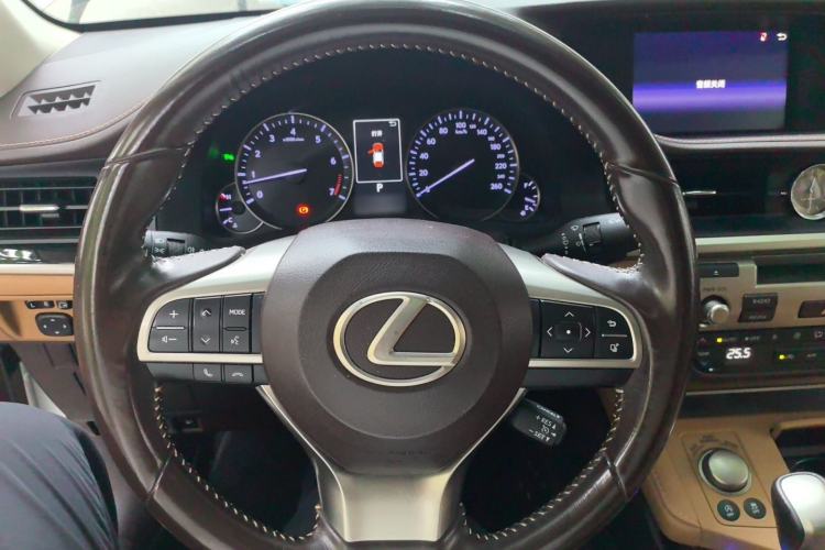 Used Lexus ES 2015 200 Elite Edition Steering Wheel