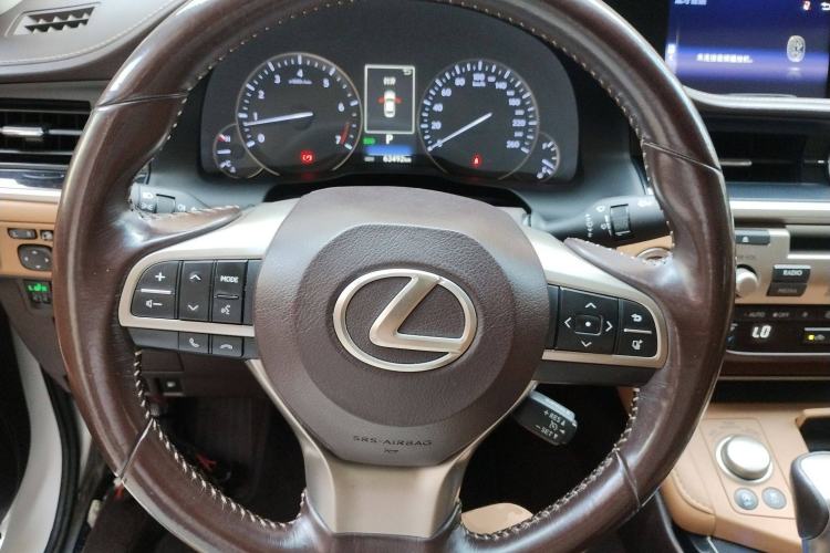 Used Lexus ES 2015 200 Elite Edition Steering Wheel