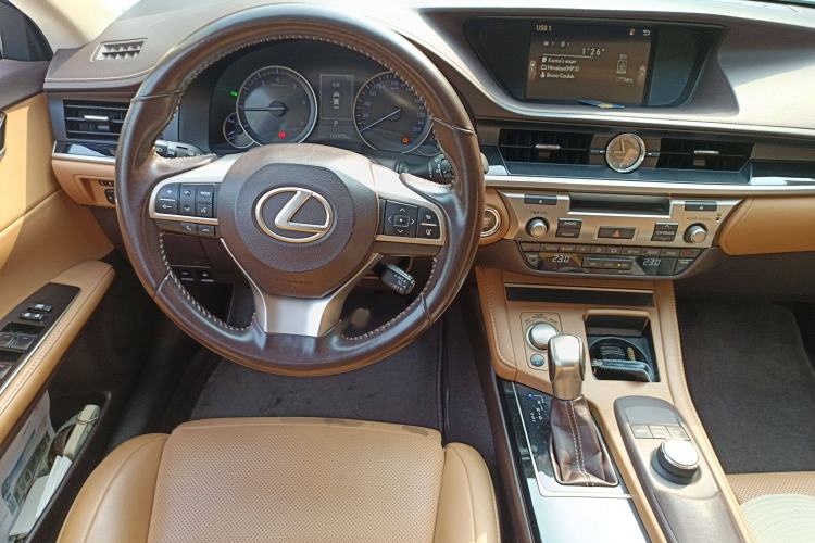 Used Lexus ES 2015 200 Elite Edition Steering Wheel