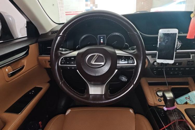Used Lexus ES 2015 200 Elite Edition Steering Wheel