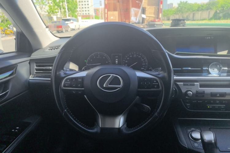 Used Lexus ES 2015 200 Elite Edition Steering Wheel