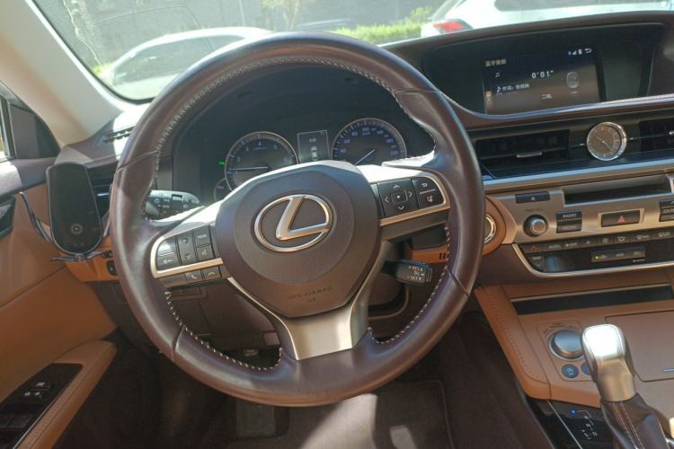 Used Lexus ES 2015 200 Elite Edition Steering Wheel