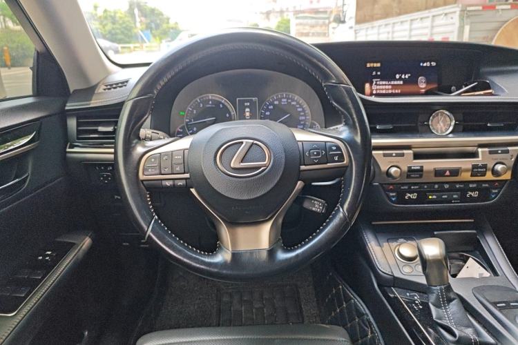 Used Lexus ES 2015 200 Elite Edition Steering Wheel