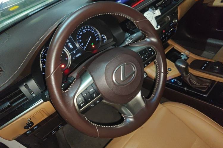 Used Lexus ES 2015 200 Comfort Edition Steering Wheel