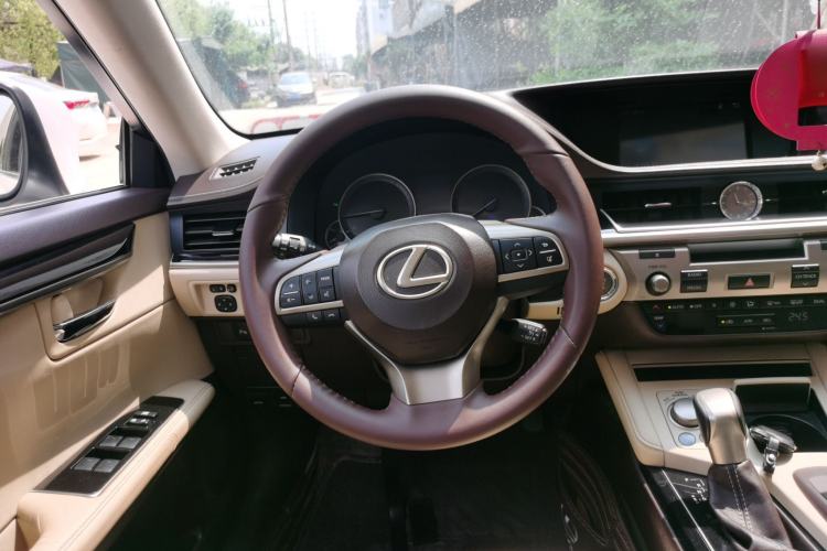Used Lexus ES 2015 200 Elite Edition Steering Wheel