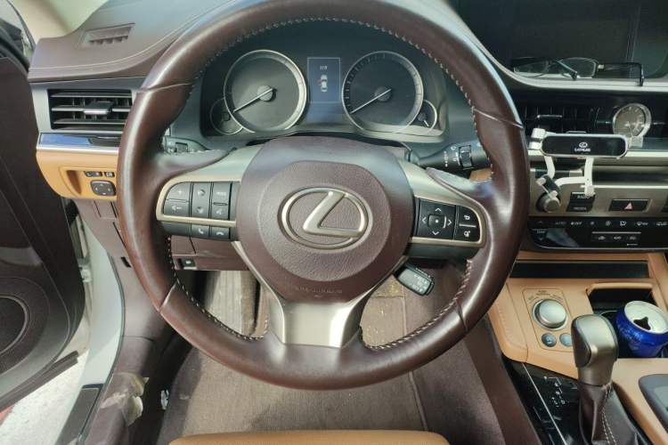 Used Lexus ES 2015 200 Elite Edition Steering Wheel