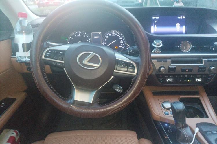Used Lexus ES 2015 200 Elite Edition Steering Wheel