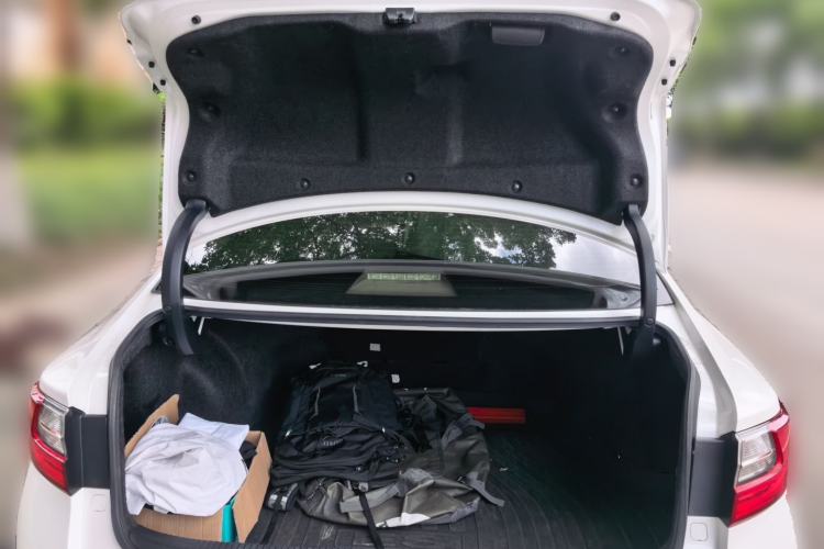 Used Lexus ES 2015 200 Elite Edition Trunk