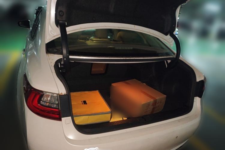 Used Lexus ES 2015 200 Elite Edition Trunk