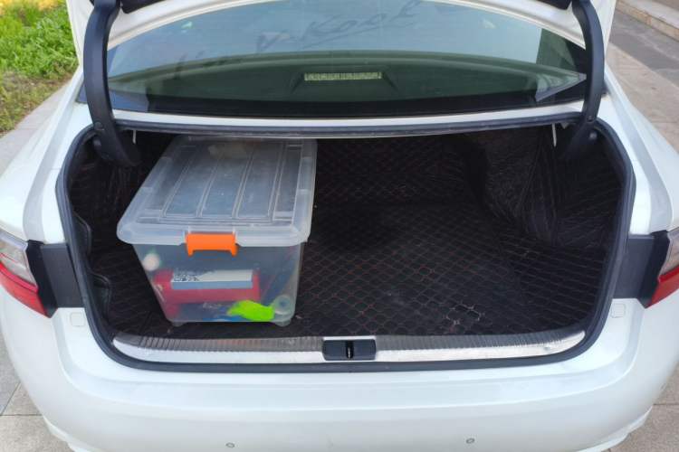 Used Lexus ES 2015 200 Elite Edition Trunk