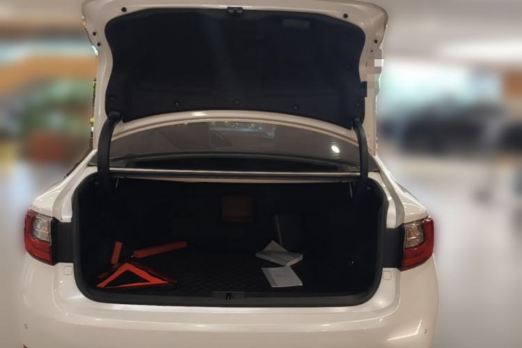 Used Lexus ES 2015 200 Elite Edition Trunk