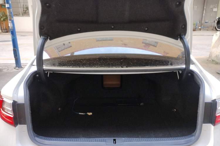 Used Lexus ES 2015 200 Elite Edition Trunk