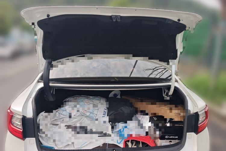 Used Lexus ES 2015 300h Comfort Edition Trunk