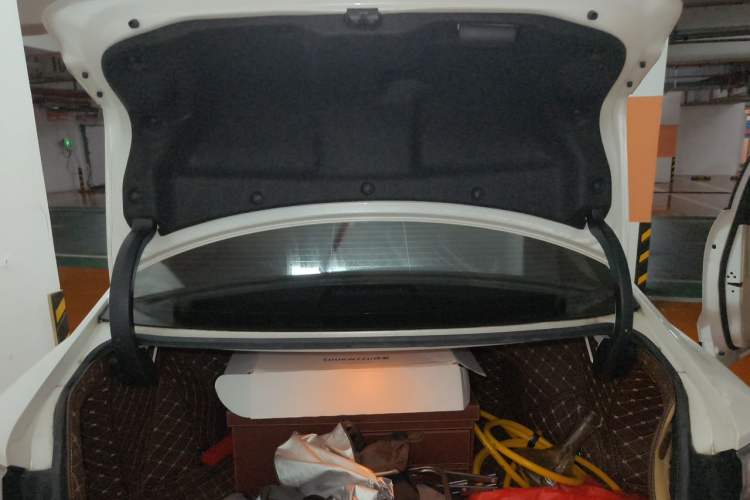 Used Lexus ES 2015 200 Elite Edition Trunk