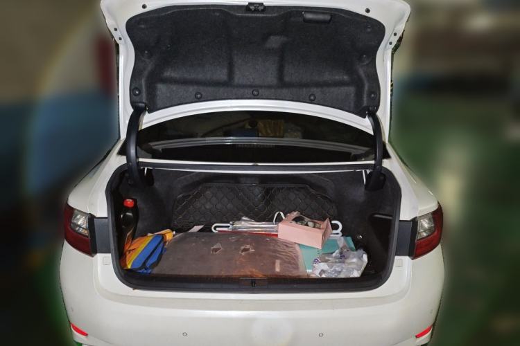 Used Lexus ES 2015 300h Comfort Edition Trunk
