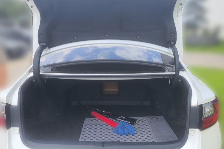 Used Lexus ES 2015 200 Elite Edition Trunk