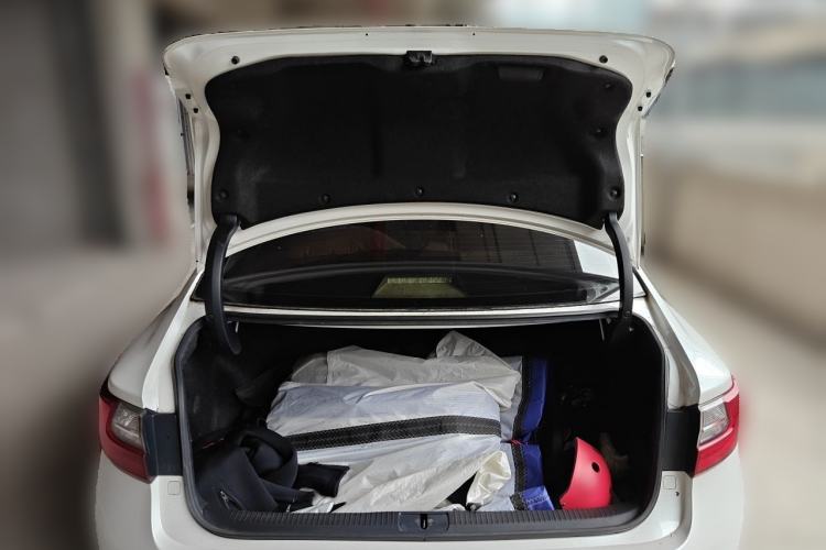 Used Lexus ES 2015 300h Comfort Edition Trunk