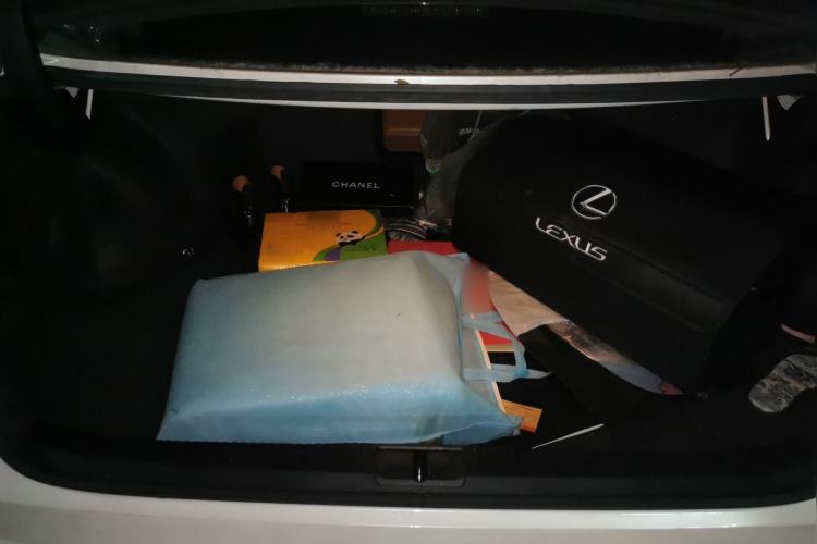 Used Lexus ES 2015 200 Elite Edition Trunk