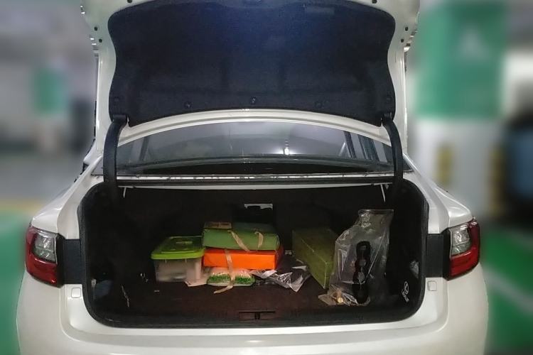 Used Lexus ES 2015 200 Elite Edition Trunk