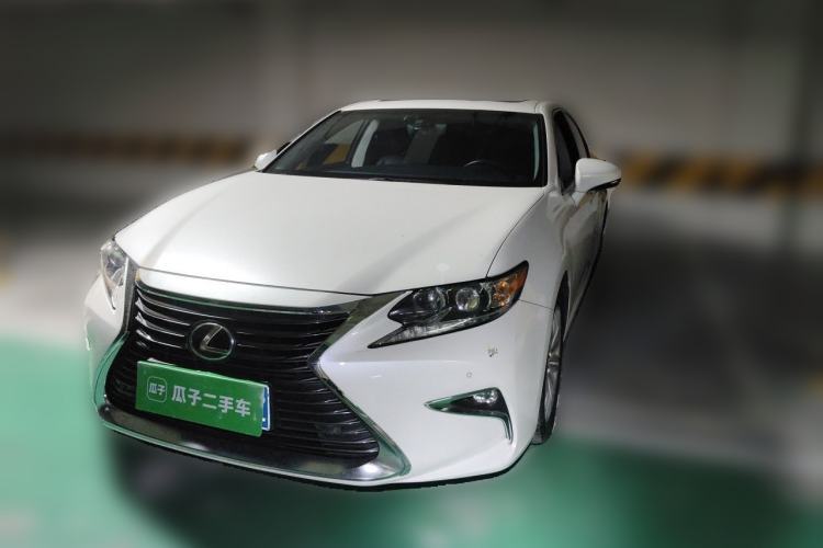 Used Lexus ES 2015 200 Elite Edition Guazi used car, China used car export, Used car for sale, Used  cars, Cheapest cars for sale