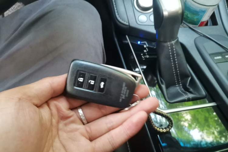 Used Lexus ES 2015 200 Elite Edition Vehicle Key