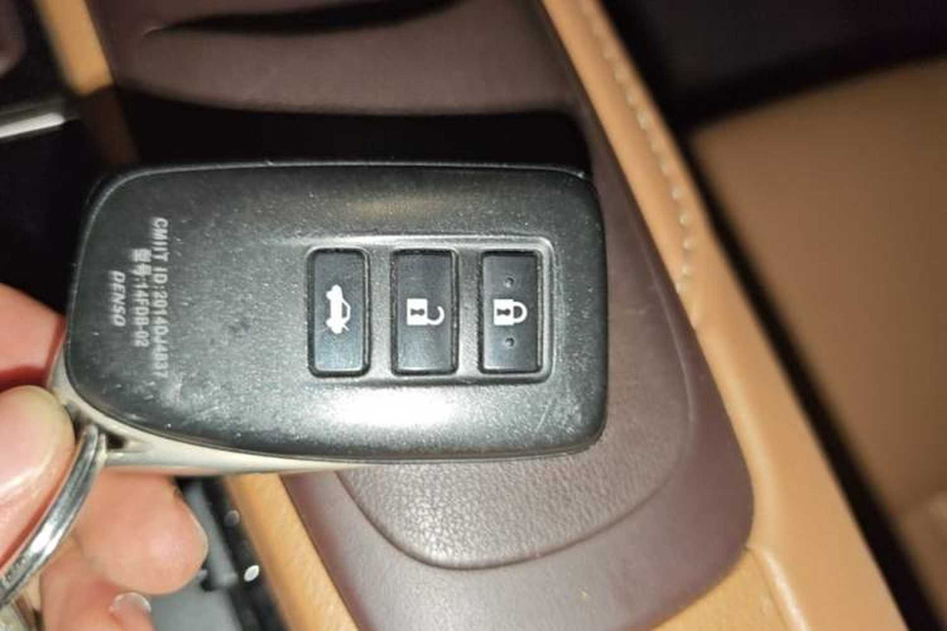 Used Lexus ES 2015 200 Elite Edition Vehicle Key