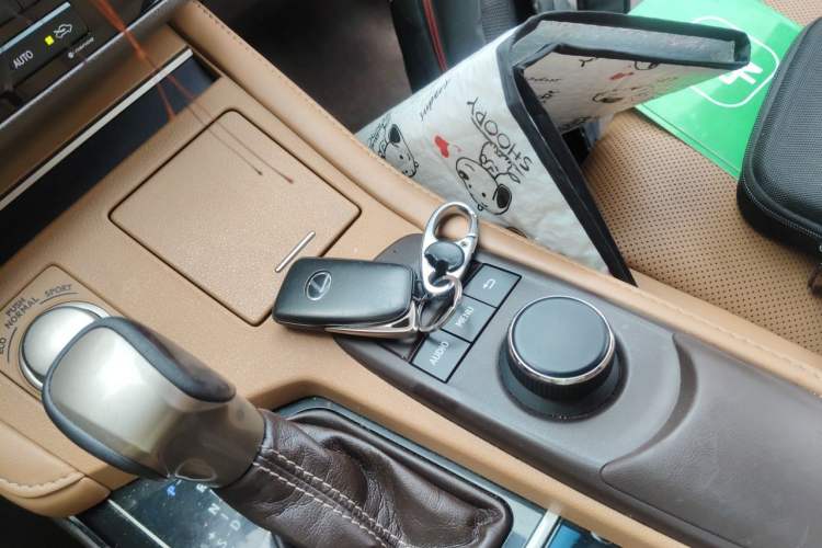 Used Lexus ES 2015 200 Elite Edition Vehicle Key