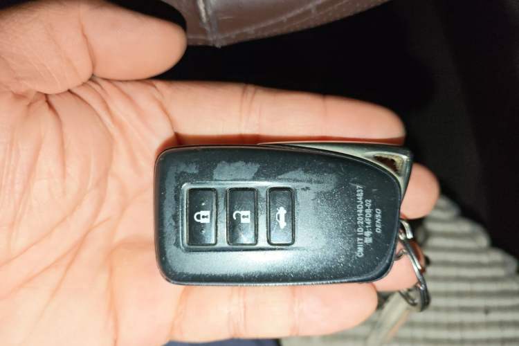 Used Lexus ES 2015 200 Elite Edition Vehicle Key