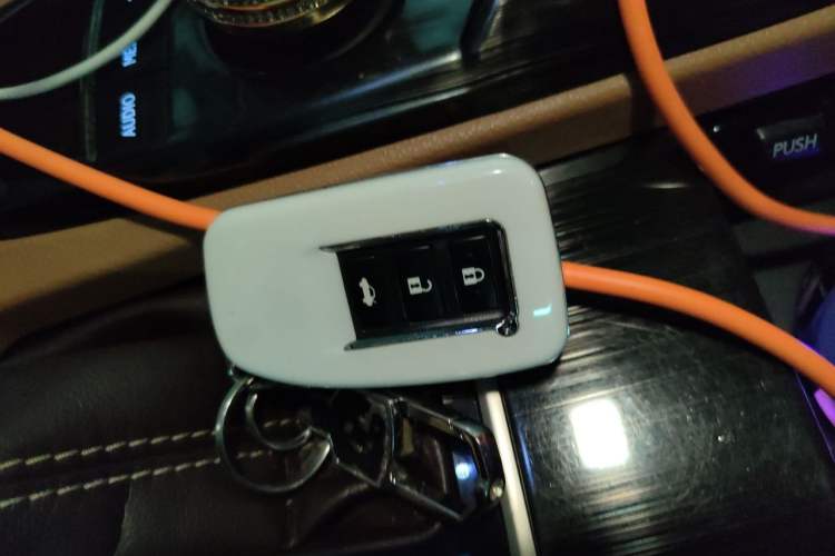 Used Lexus ES 2015 200 Comfort Edition Vehicle Key