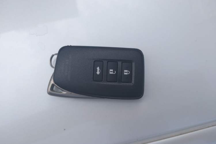 Used Lexus ES 2015 200 Elite Edition Vehicle Key