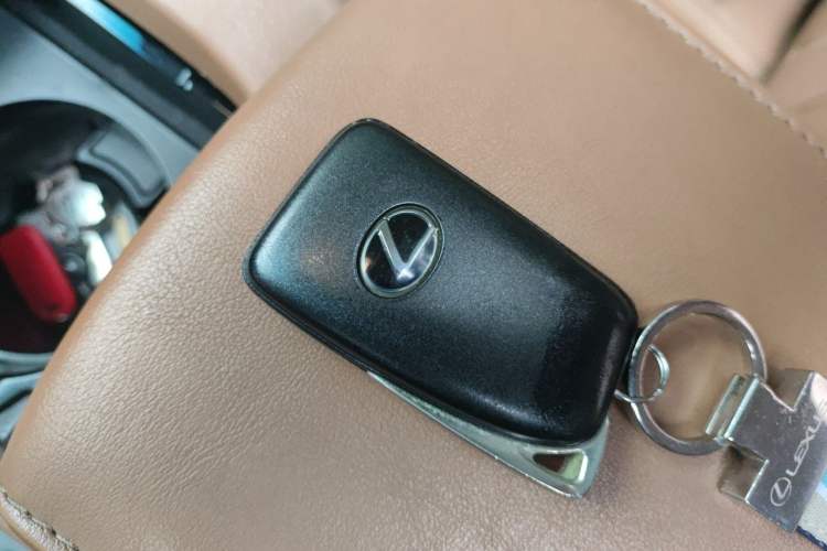 Used Lexus ES 2015 200 Elite Edition Vehicle Key