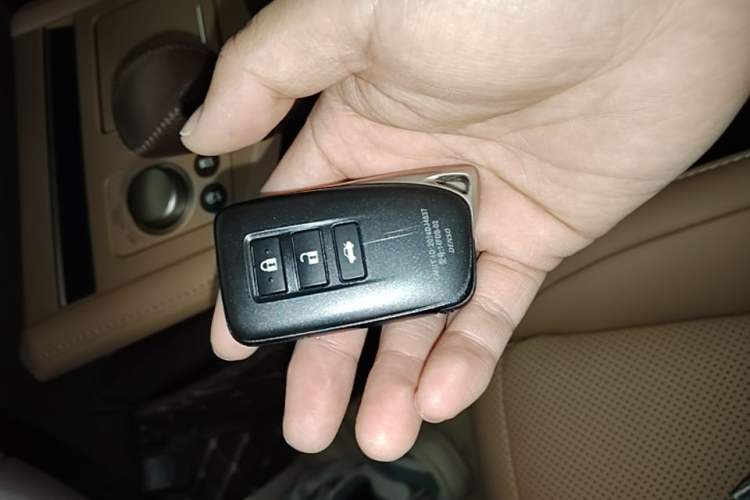 Used Lexus ES 2015 200 Elite Edition Vehicle Key