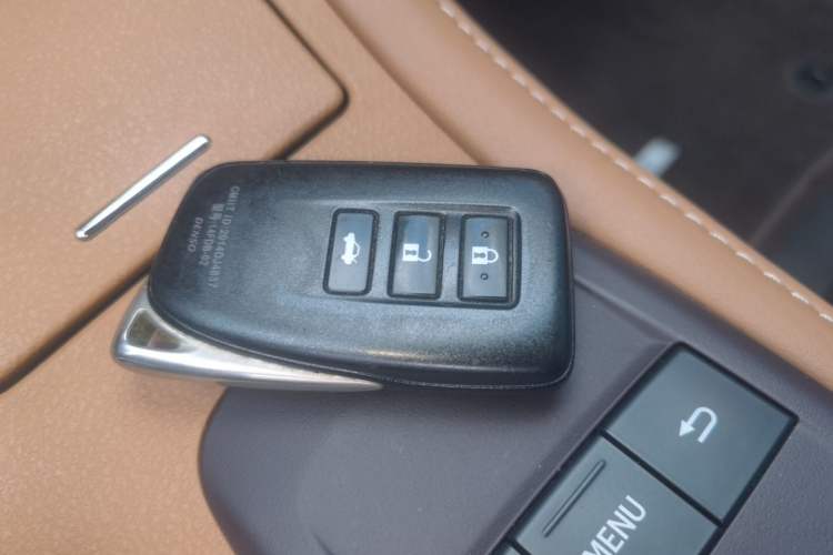 Used Lexus ES 2015 200 Elite Edition Vehicle Key