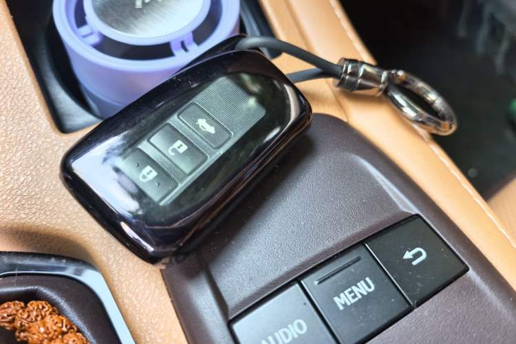 Used Lexus ES 2015 200 Elite Edition Vehicle Key