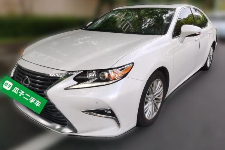 Used Lexus ES 2015 250 Elegant Edition Guazi used car, China used car export, Used car for sale, Used cars, Cheapest cars for sale