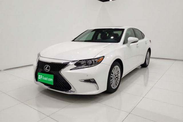 Używany Lexus ES 2015 200 Elite Edition