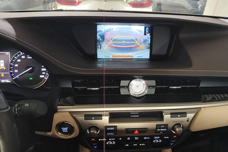 Used Lexus ES 2015 200 Elite Edition Audio And AC Panel
