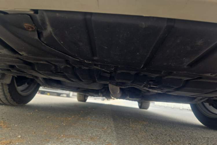 Used Lexus ES 2015 300h Comfort Edition Chassis Front