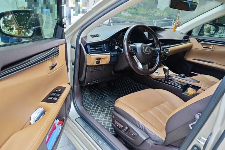 Used Lexus ES 2015 200 Elite Edition Driver Seat