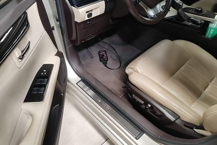 Used Lexus ES 2015 200 Elite Edition Driver Seat