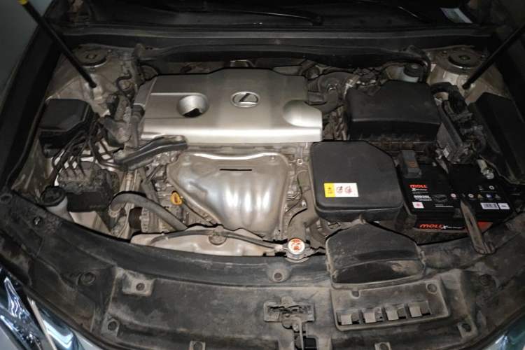 Used Lexus ES 2015 250 Elegant Edition Engine Bay
