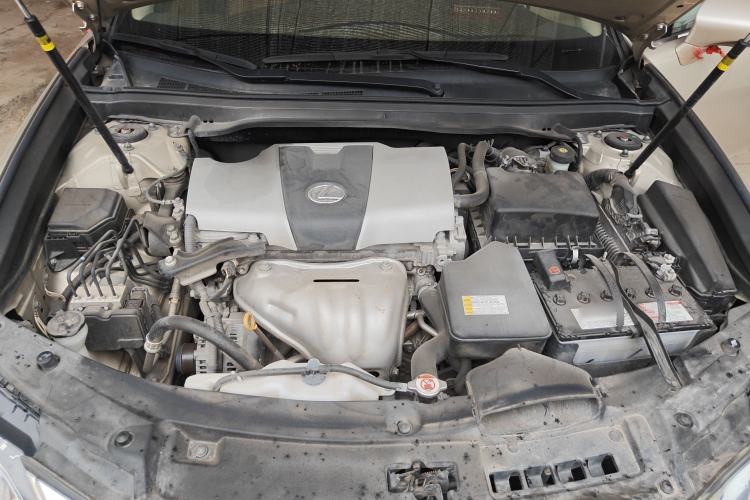 Used Lexus ES 2015 200 Elite Edition Engine Bay