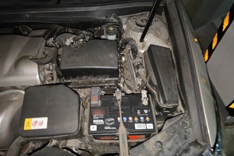 Used Lexus ES 2015 250 Elegant Edition Engine Bay Left